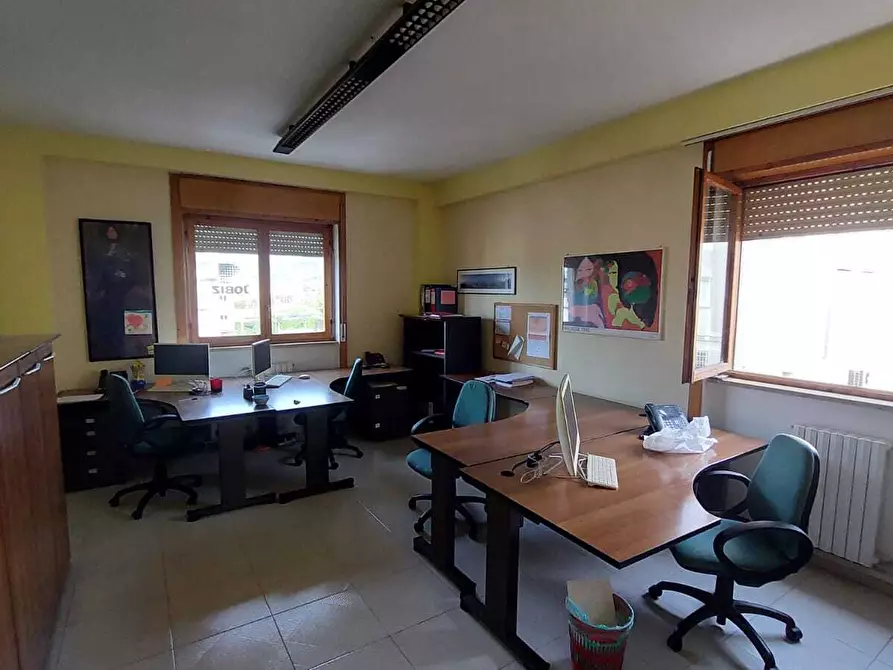 Immagine 21 di Ufficio in vendita  in Via Sabato Visco 24a a Salerno