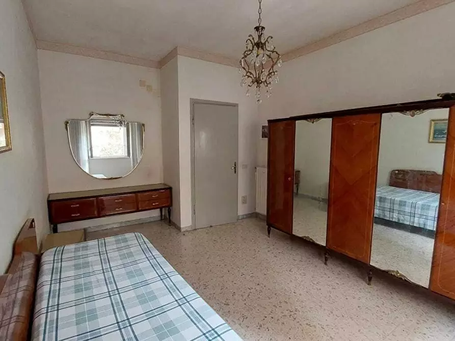 Immagine 9 di Quadrilocale in vendita  in Via XX Settembre 61 a Salerno