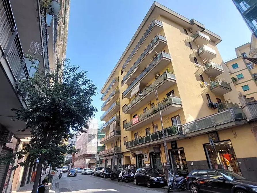 Immagine 20 di Trilocale in vendita  in Via Trento 92 a Salerno