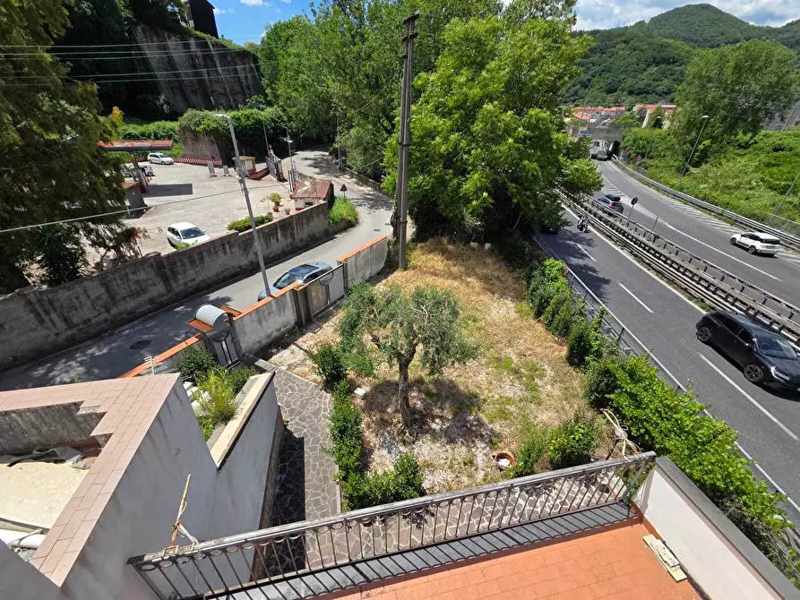 Immagine 7 di Villa in vendita  in Via Carlo Gatti 30 a Salerno
