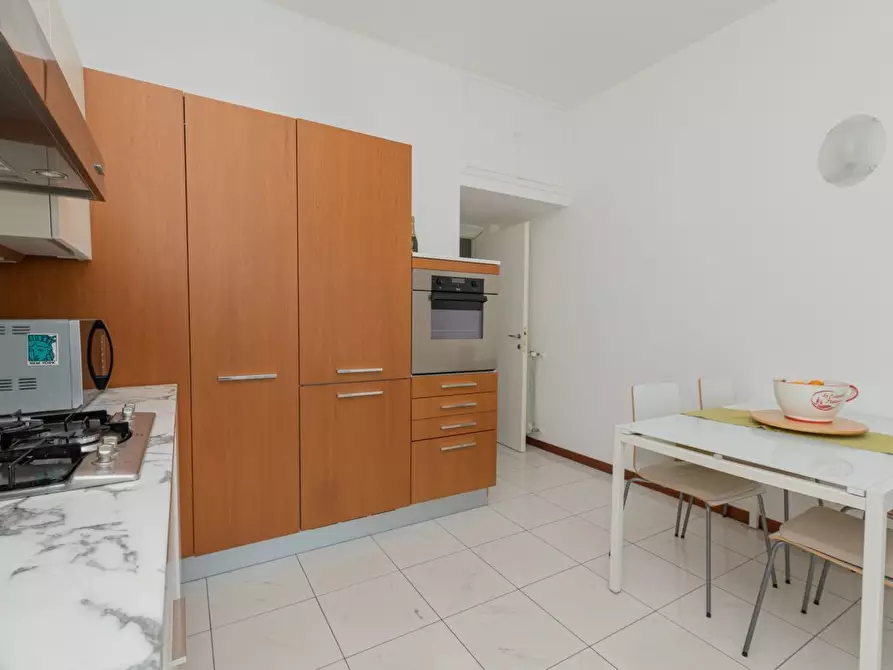 Immagine 26 di Bilocale in vendita  in Via Fratelli Gazzo a Genova