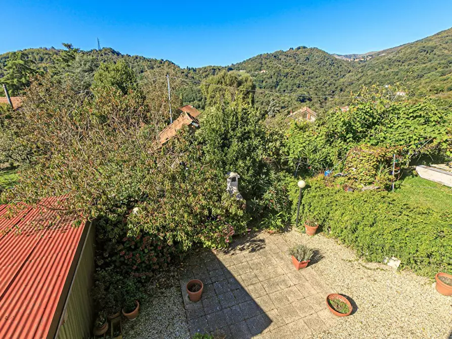 Immagine 32 di Pentalocale in vendita  in Via Costigliolo a Mignanego