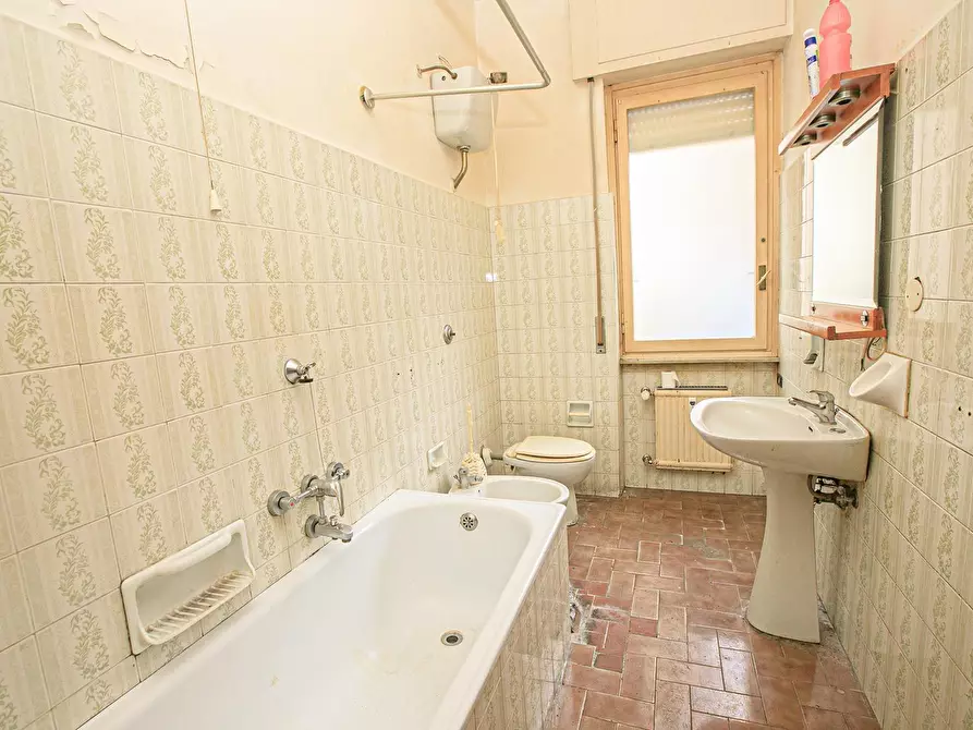 Immagine 29 di Quadrilocale in vendita  in Via G.B. Gaulli 12 A a Genova