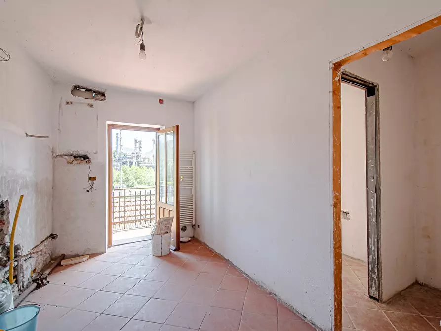 Immagine 5 di Trilocale in vendita  in Via Luigi Nino Malerba 2727 a Busalla