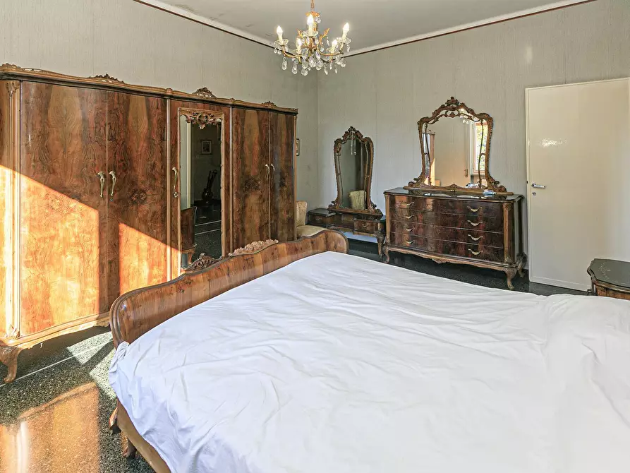 Immagine 24 di Quadrilocale in vendita  in Via Piave 131 a Mignanego