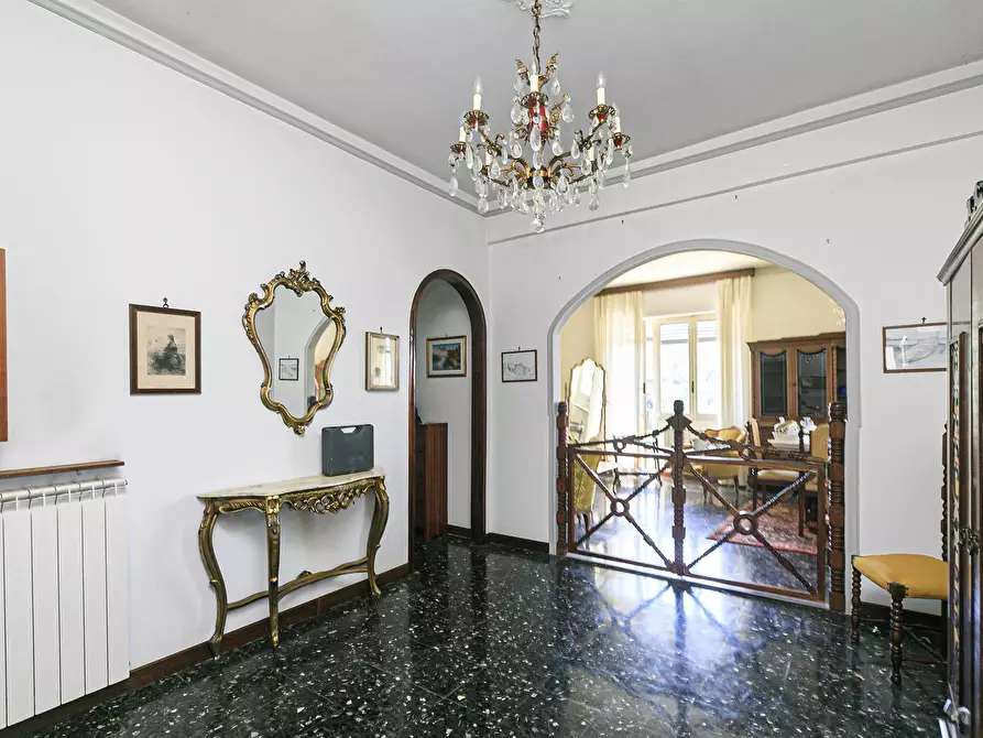 Immagine 15 di Pentalocale in vendita  in Via Primo Cavallieri 55 a Campomorone