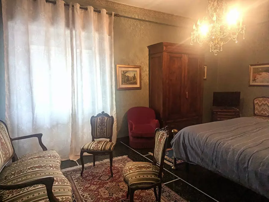 Immagine 10 di Trilocale in vendita  in Via Campomorone 40R a Genova