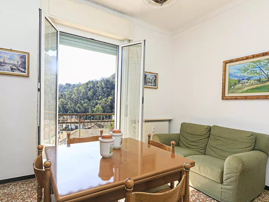 Immagine 12 di Quadrilocale in vendita  in Via Circonvallazione 5 a Campomorone