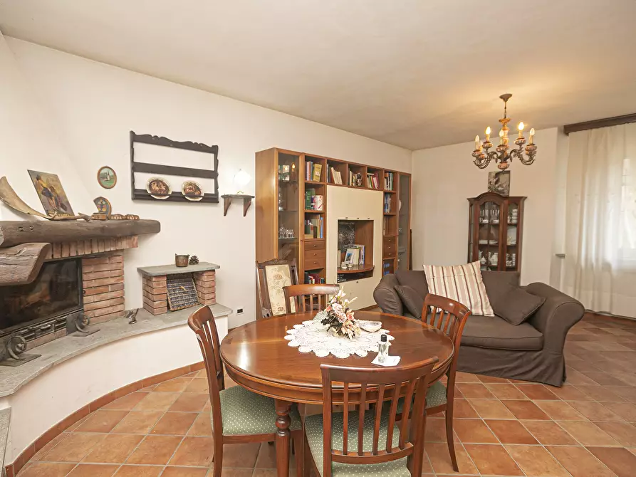 Immagine 16 di Villa in vendita  in Via privata Scanduè 23 a Serra Riccò