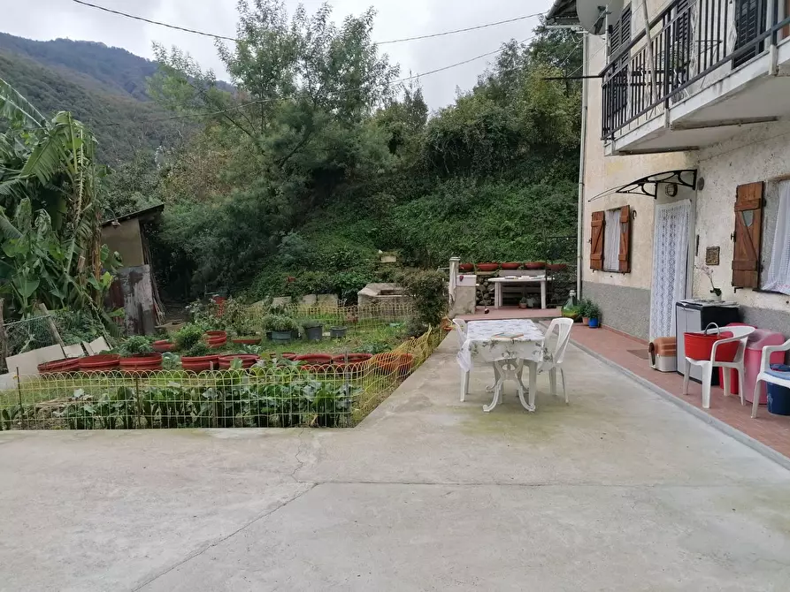 Immagine 4 di Casa bifamiliare in vendita  in Via Torbi 73 a Ceranesi