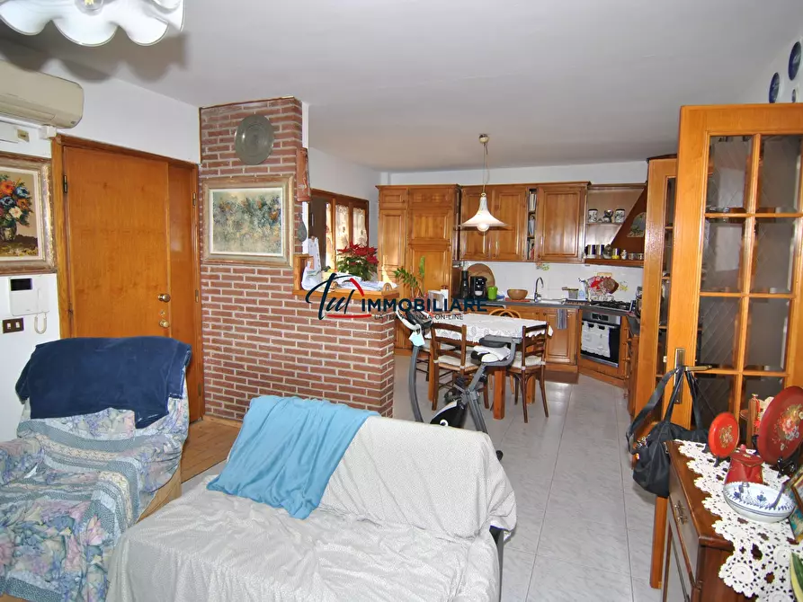 Immagine 7 di Casa bifamiliare in vendita  in Via F. Rontini 10 a Livorno