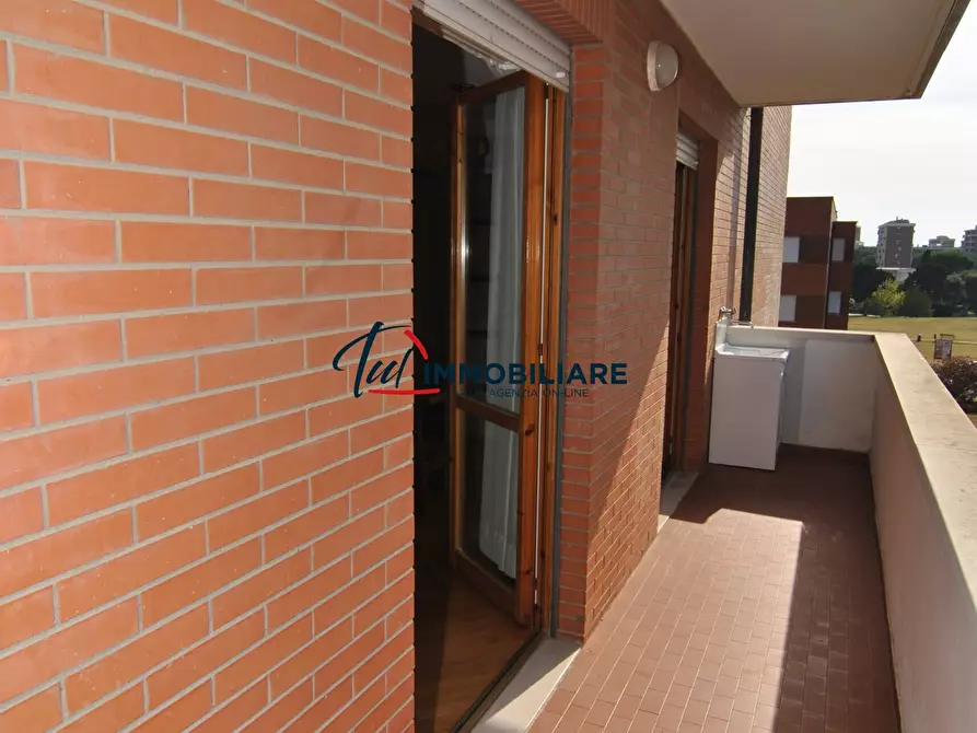 Immagine 20 di Quadrilocale in vendita  in Via Jean Monnet 4 a Livorno