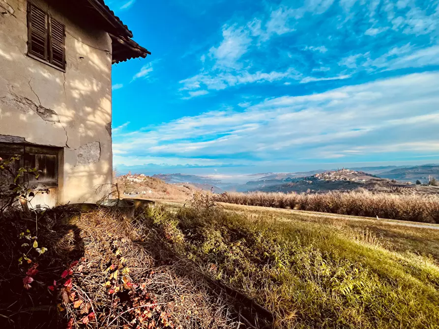 Immagine 21 di Rustico / casale in vendita  in Via Ballerina 14 a Montelupo Albese