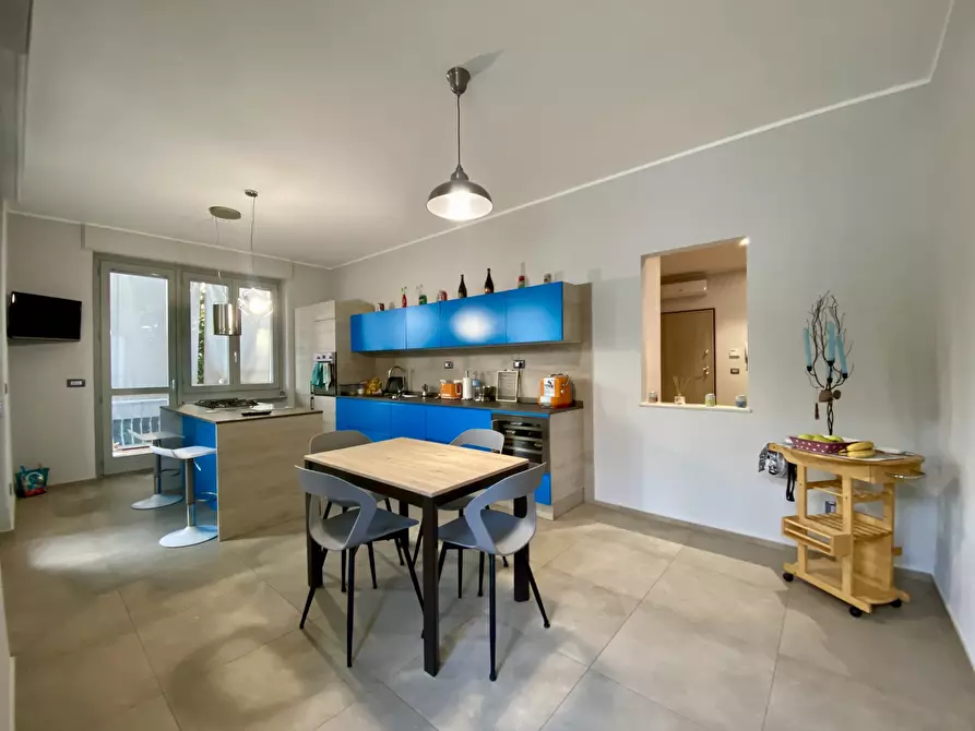 Immagine 8 di Pentalocale in vendita  in Strada Privata 12 a Carrù