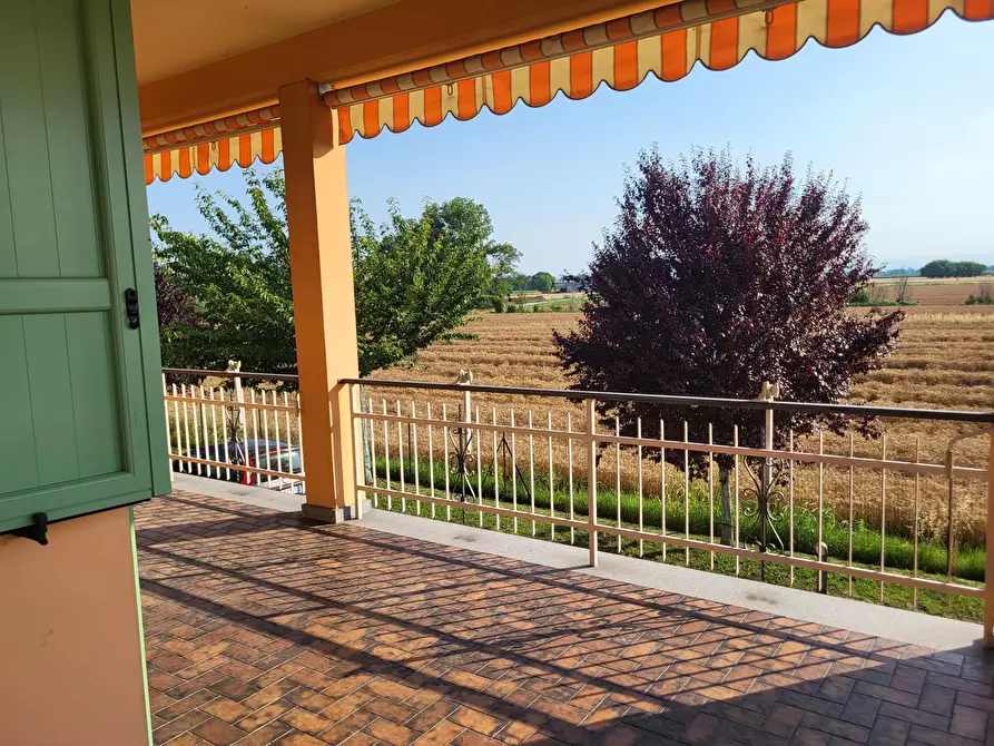 Immagine 6 di Villa in vendita  in Strada Cinta Fossa 6a a Roccabianca