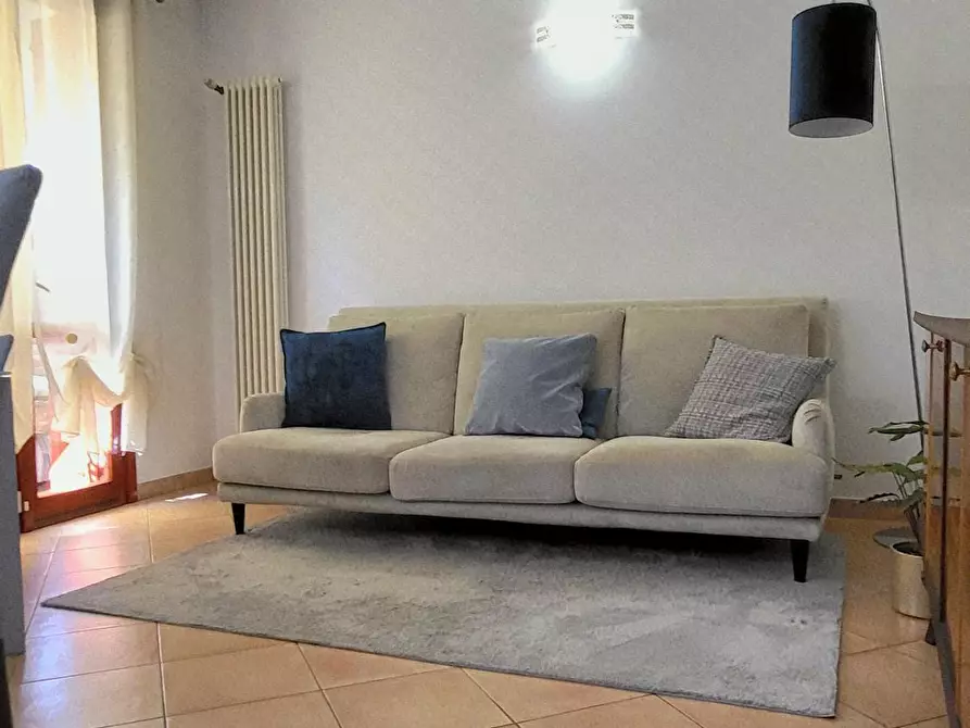 Immagine 4 di Trilocale in vendita  in Via F. Frati 1 a Sissa Trecasali