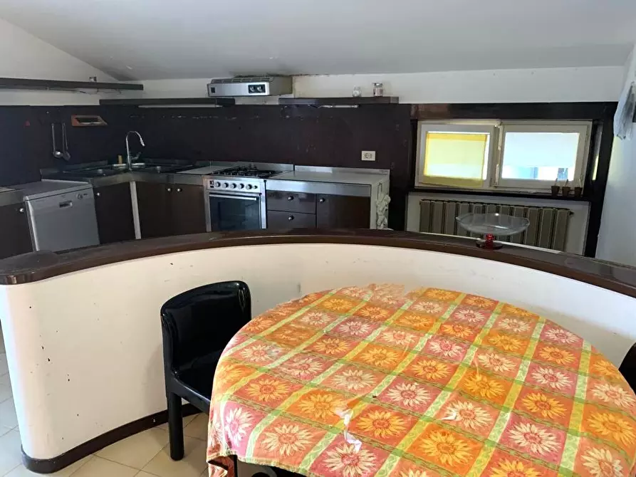 Immagine 6 di Quadrilocale in vendita  a Trecastelli