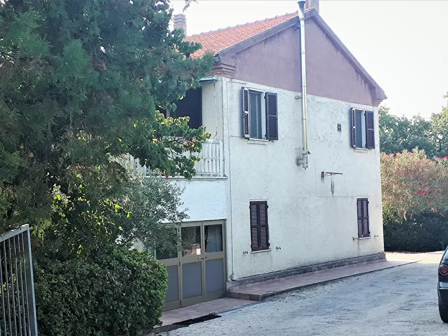 Immagine 15 di Casa trifamiliare in vendita  a Senigallia