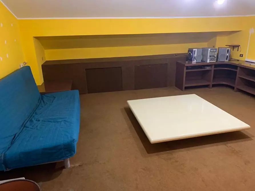 Immagine 2 di Quadrilocale in vendita  a Trecastelli