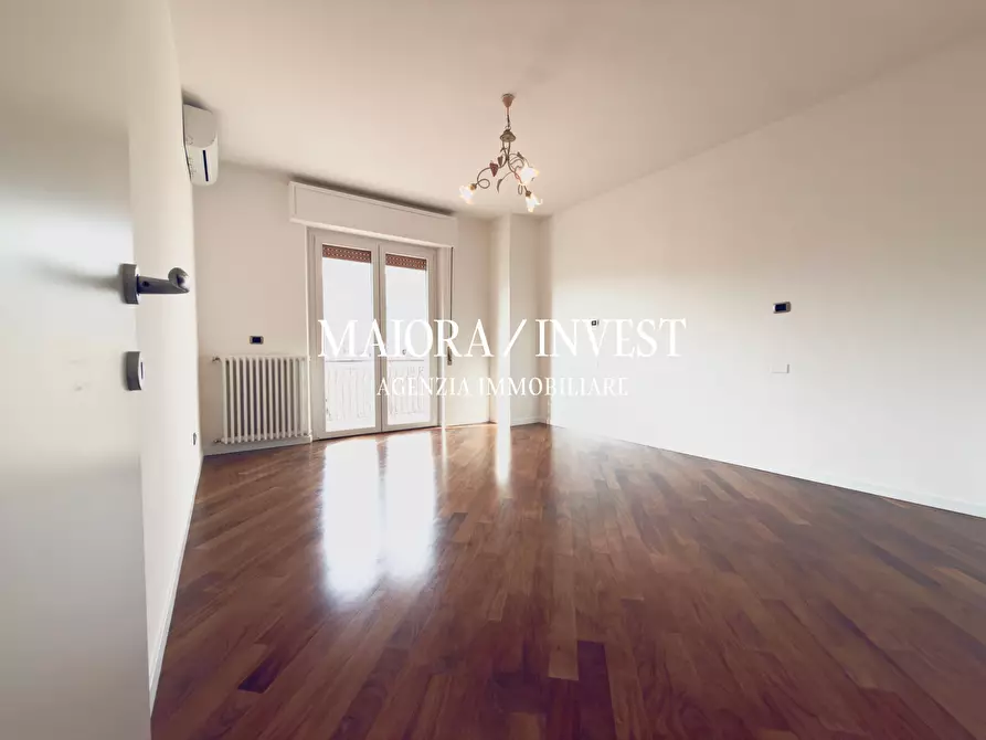 Immagine 10 di Pentalocale in vendita  in via Piemonte a San Benedetto Del Tronto