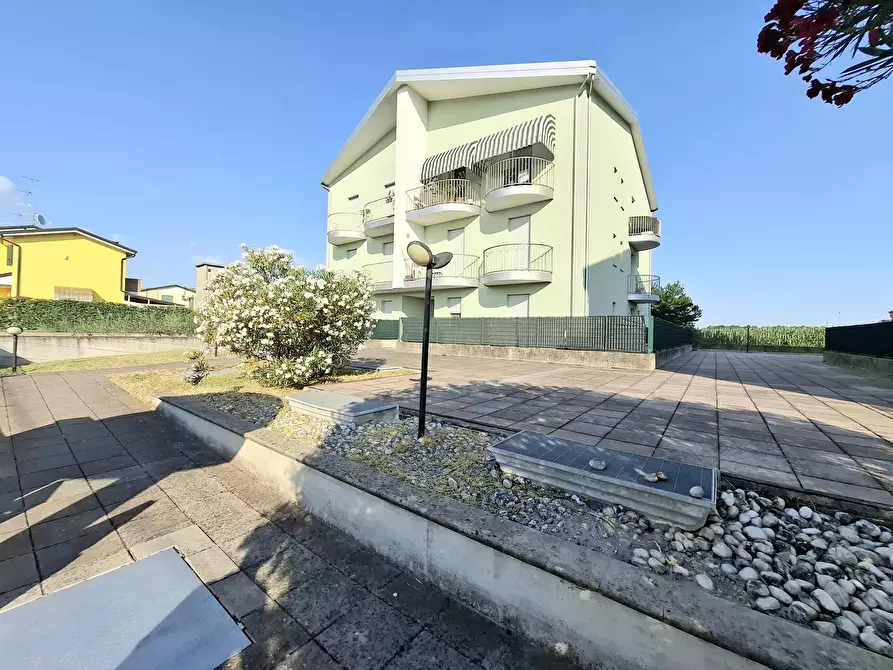 Immagine 1 di Trilocale in vendita  in Via Carlo Forlanini 55 a Rovigo
