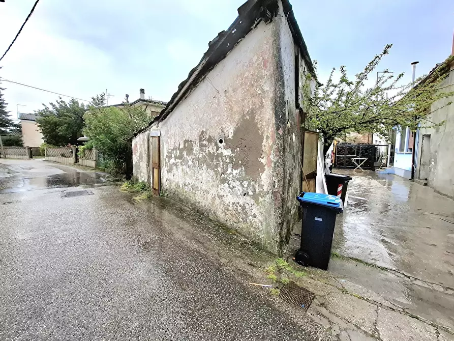 Immagine 13 di Porzione di casa in vendita  in Via Ponte del Merlo 95 a Rovigo