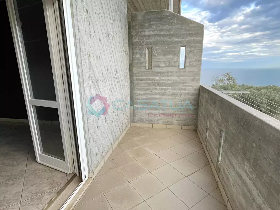 Immagine 26 di Porzione di casa in vendita  a Silvi