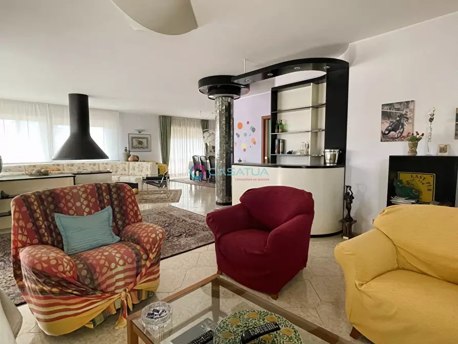 Immagine 5 di Attico in vendita  a Pineto