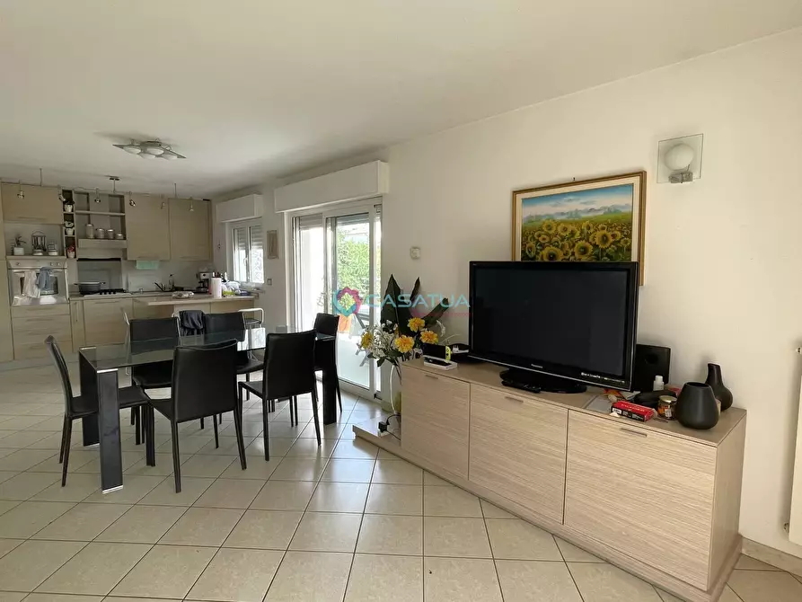 Immagine 4 di Trilocale in vendita  a Pineto