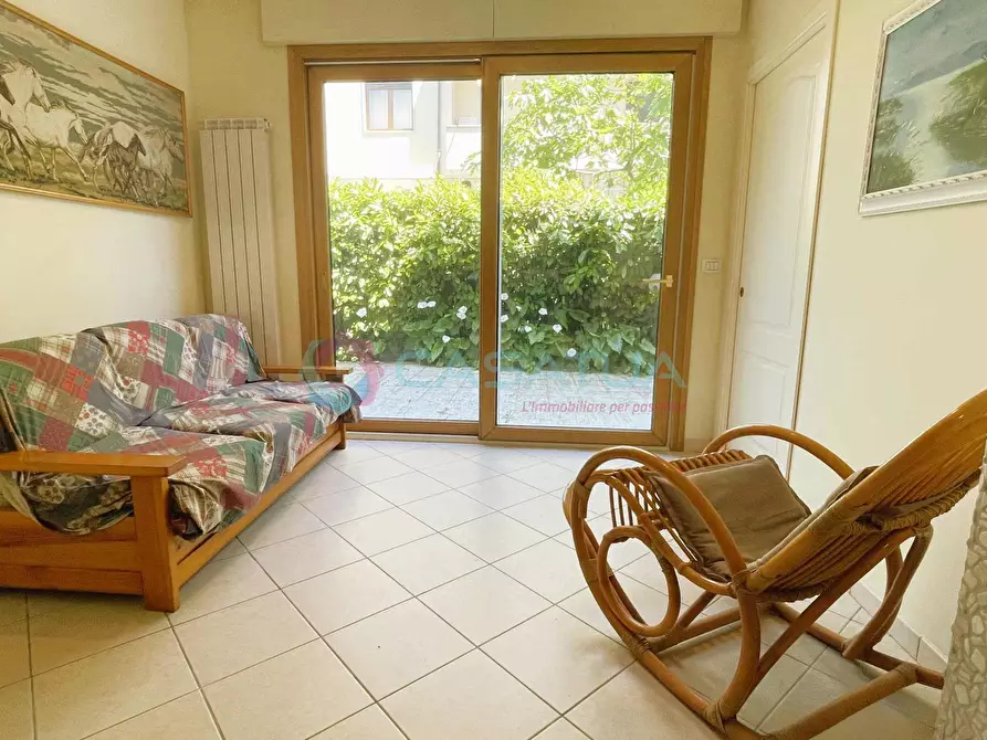 Immagine 25 di Trilocale in vendita  a Silvi