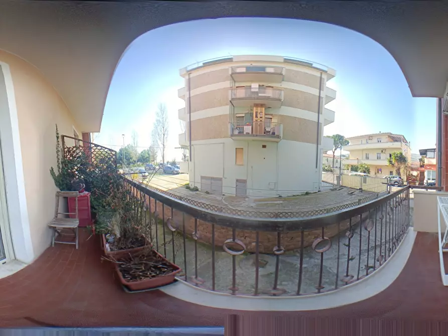 Immagine 6 di Trilocale in vendita  a Silvi