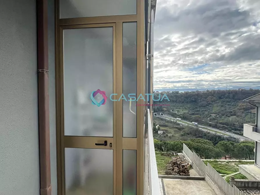 Immagine 26 di Trilocale in vendita  a Silvi