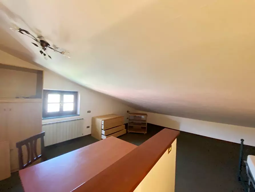 Immagine 12 di Casa trifamiliare in affitto  in Via della Resistenza 71 a Castelnuovo Magra