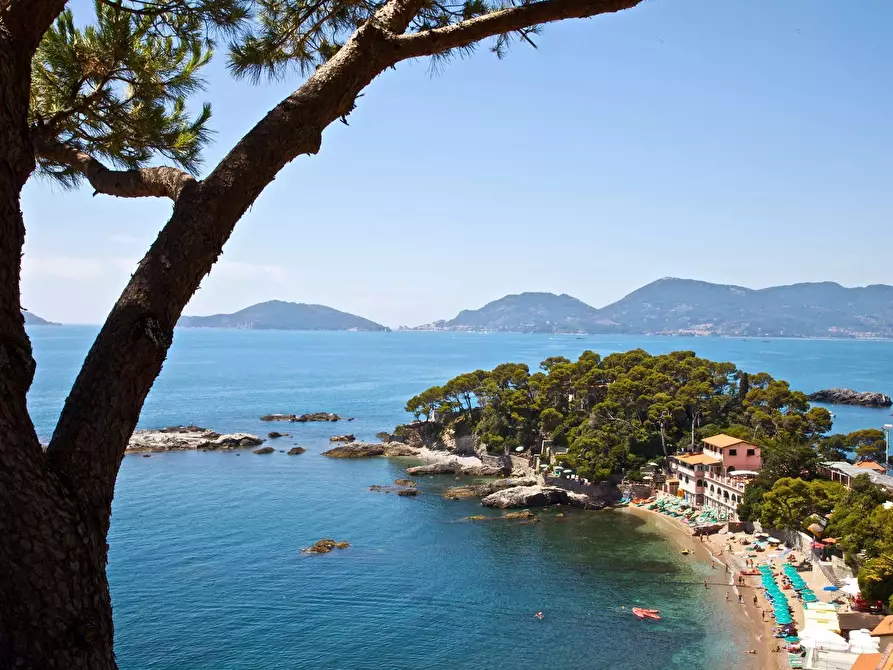 Immagine 10 di Terratetto in vendita  in Via Baban 24 a Ameglia