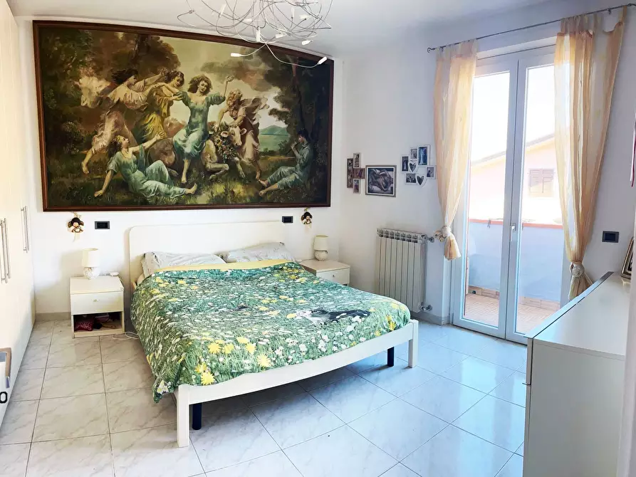 Immagine 16 di Casa trifamiliare in vendita  in Via Calcina 66 a Ortonovo