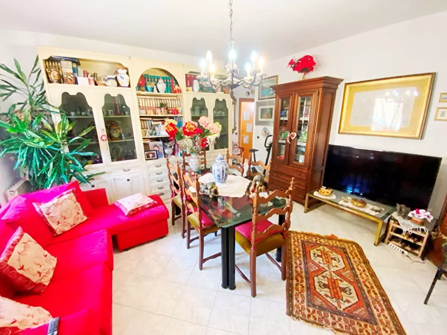 Immagine 4 di Villetta a schiera in vendita  in Viale Malaspina 65 a Fosdinovo