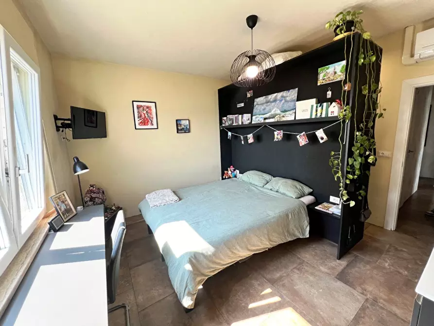 Immagine 10 di Casa indipendente in vendita  in Via C. A. Fabbricotti 68 a Ameglia