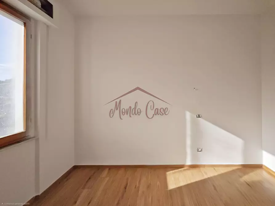 Immagine 21 di Porzione di casa in vendita  in Via dei Molini 148 a Sarzana
