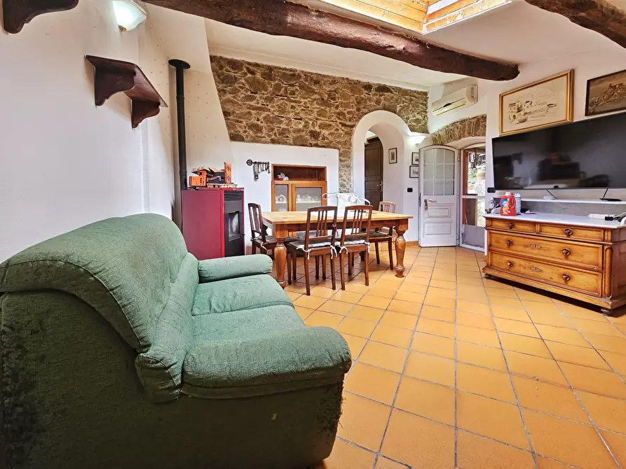 Immagine 13 di Porzione di casa in vendita  in Via Canepari 70 a Fosdinovo