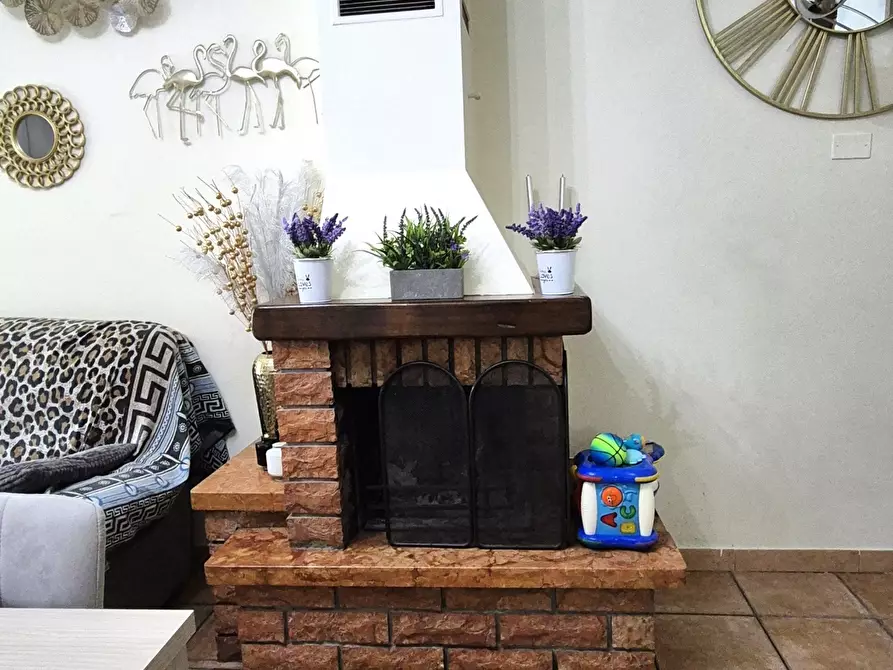 Immagine 11 di Trilocale in vendita  in Via dei Molini 139 a Sarzana