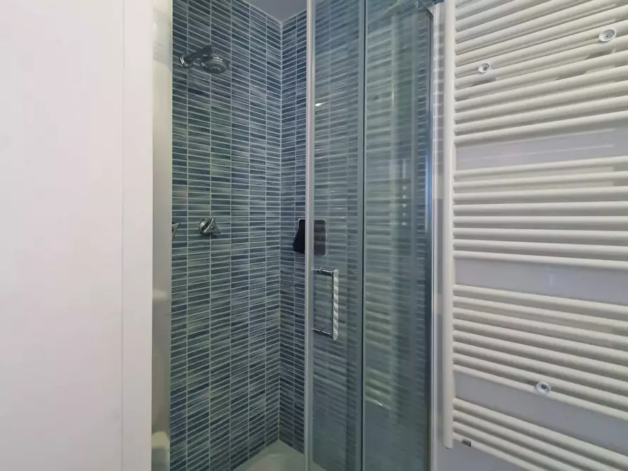 Immagine 15 di Porzione di casa in vendita  in Via Montecavallo a Sarzana