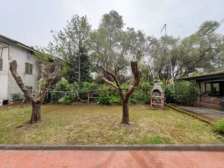Immagine 57 di Porzione di casa in vendita  in Via Battifollo 53 a Sarzana
