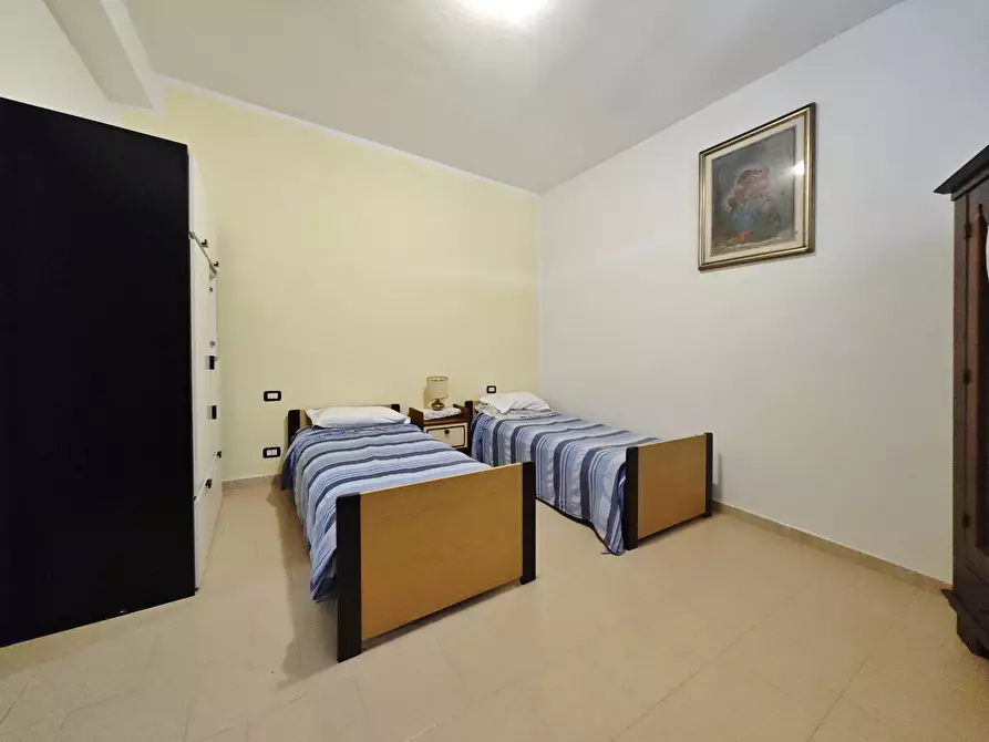 Immagine 15 di Trilocale in vendita  in Via Guerrieri 1 a Licciana Nardi