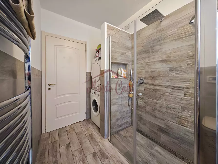 Immagine 59 di Pentalocale in vendita  in Via Socrate Benacci 29 a Sarzana