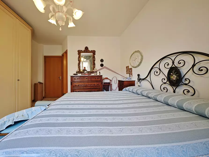 Immagine 41 di Porzione di casa in vendita  a Fosdinovo