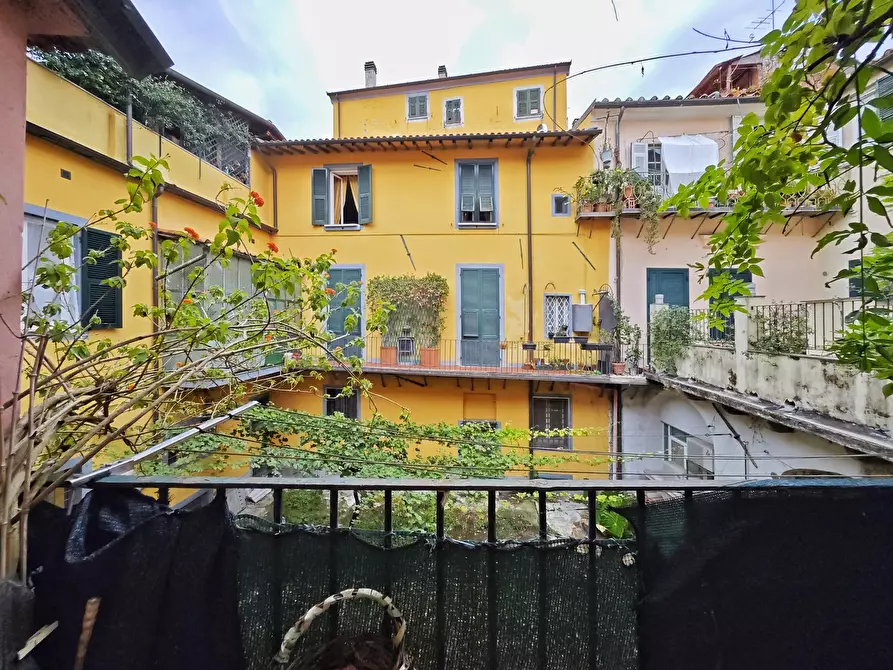 Immagine 23 di Quadrilocale in vendita  in Via Cigala a Sarzana