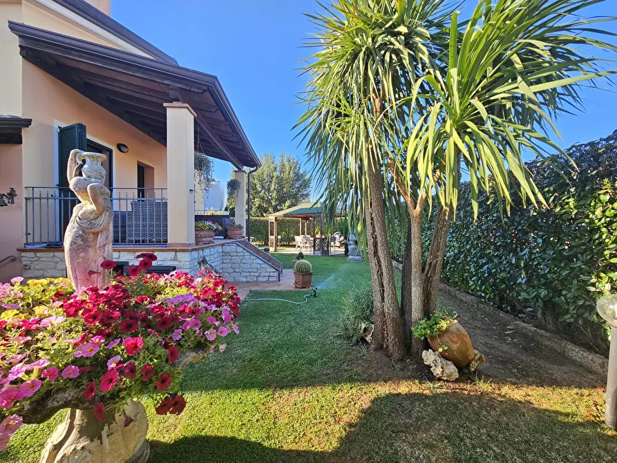 Immagine 3 di Porzione di casa in vendita  in Via Privata Ghiggini 8 a Sarzana