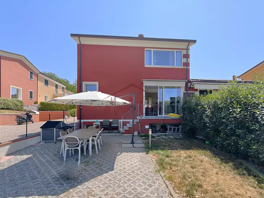 Immagine 21 di Villetta a schiera in vendita  in Via Rigazzo a Sarzana