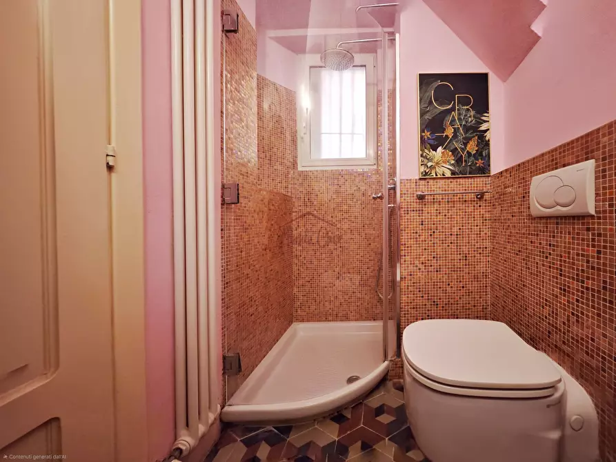 Immagine 23 di Trilocale in vendita  a Sarzana