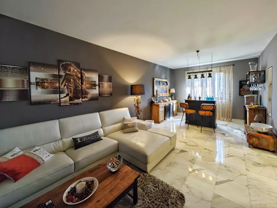 Immagine 11 di Villetta a schiera in vendita  in Via Fonda 11 a Fosdinovo